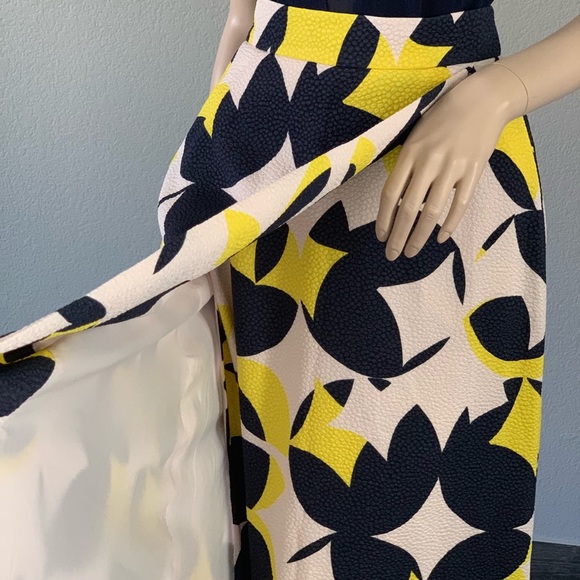 $108‼️Lkbennett skirt size 8US or size 12UK - Picture 5 of 8